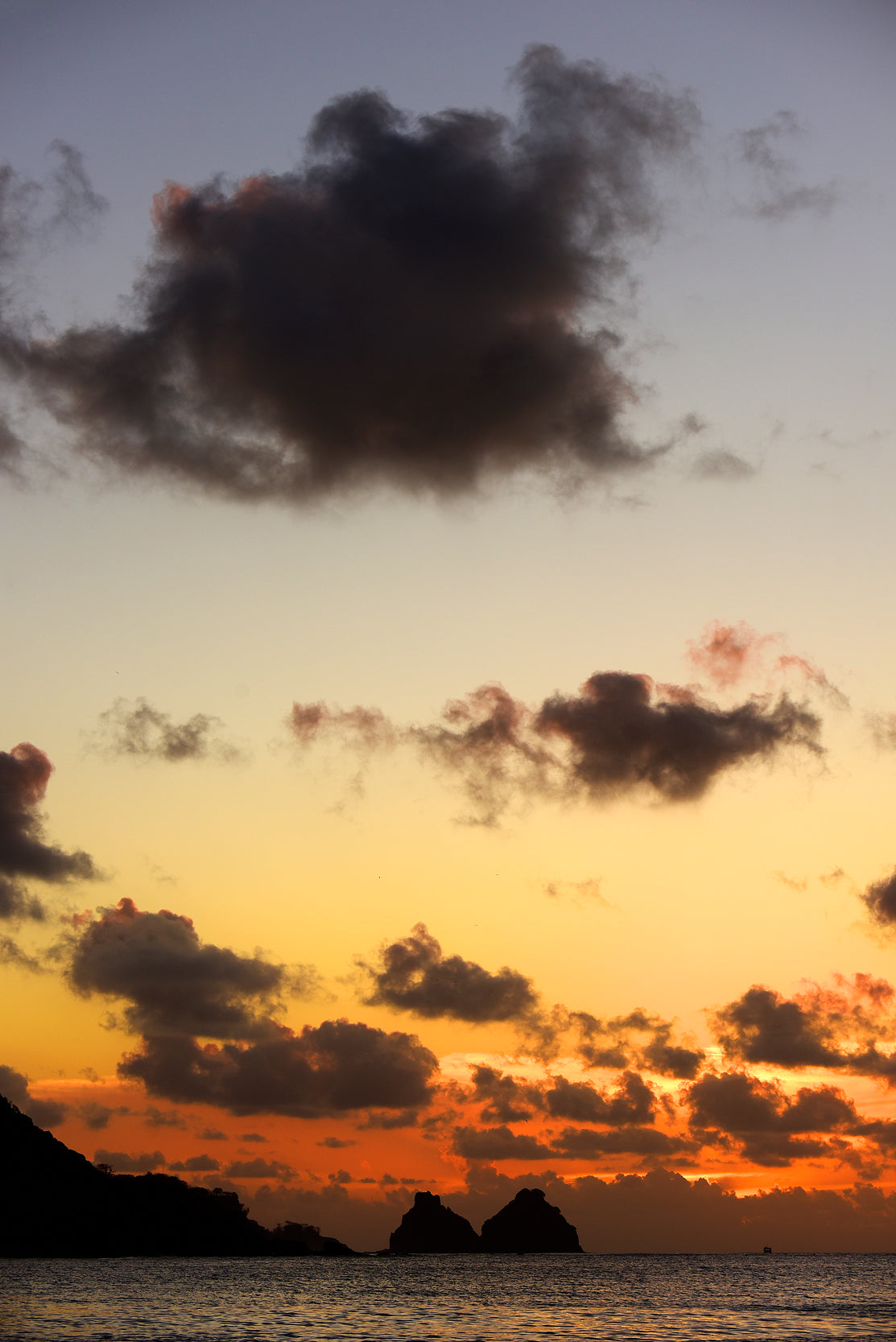 Nuvens de Noronha